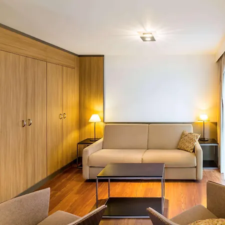 Adagio Centre Hotel apartamentowy Nantes