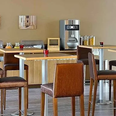 Hotel apartamentowy Adagio Centre 4*